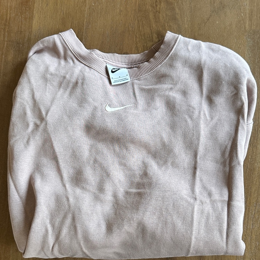 Nike Women’s Sweatshirt